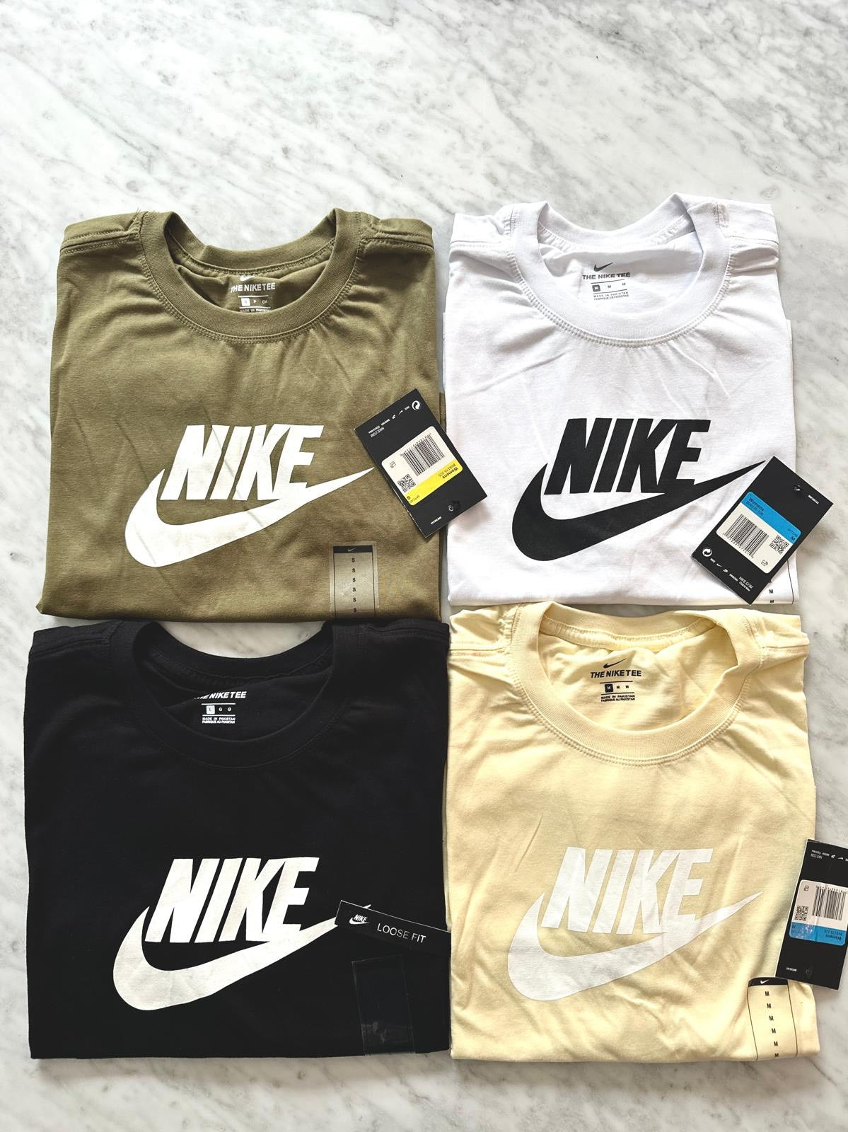 Camisetas Nike para Mujer al por Mayor. Precio por Unidad: $ 13.50 USD